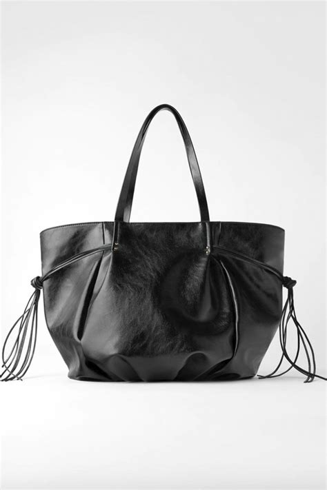 bolsos zara 2023.